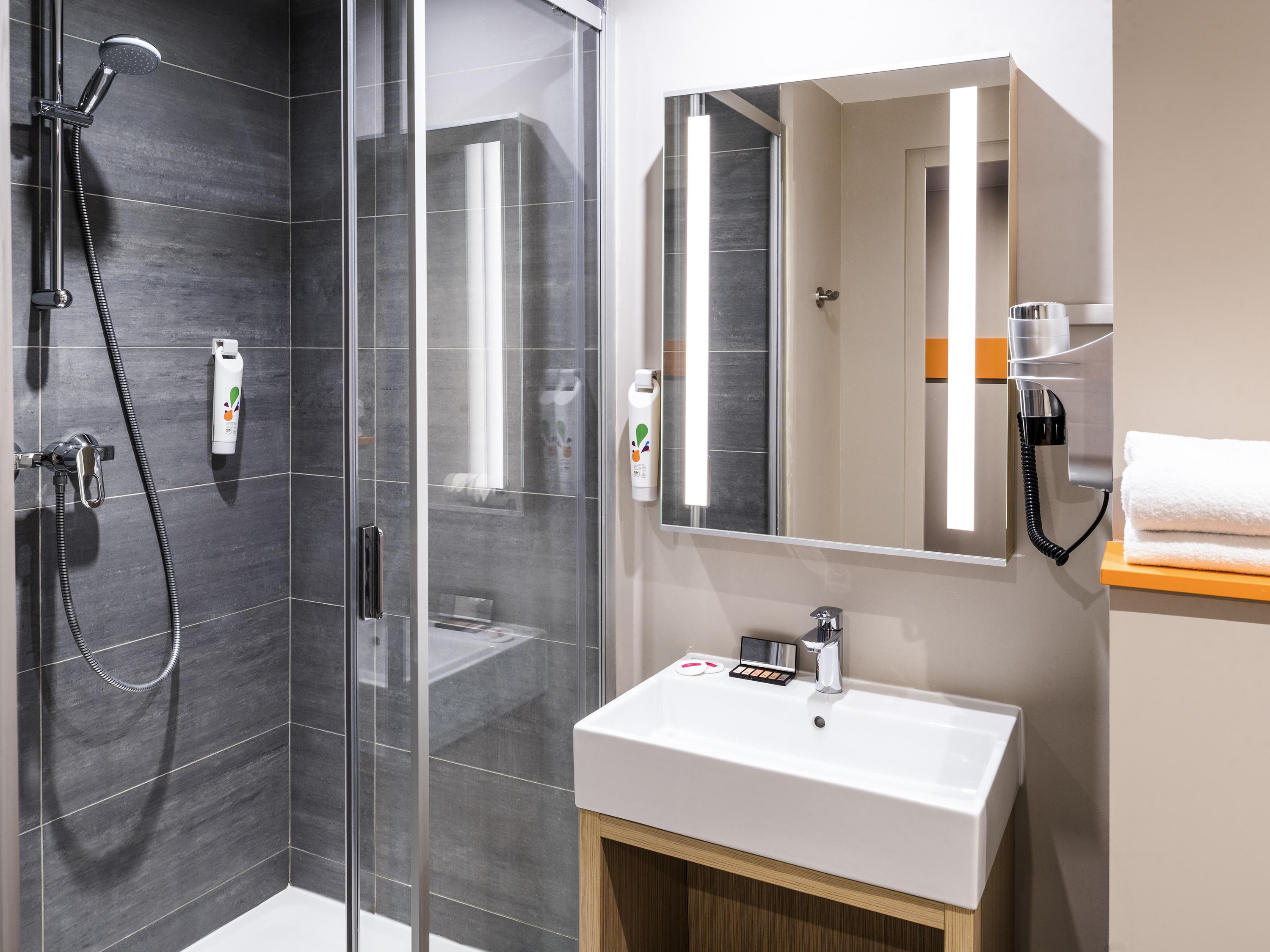 Ibis Styles Clamart Gare Grand Paris Exterior photo