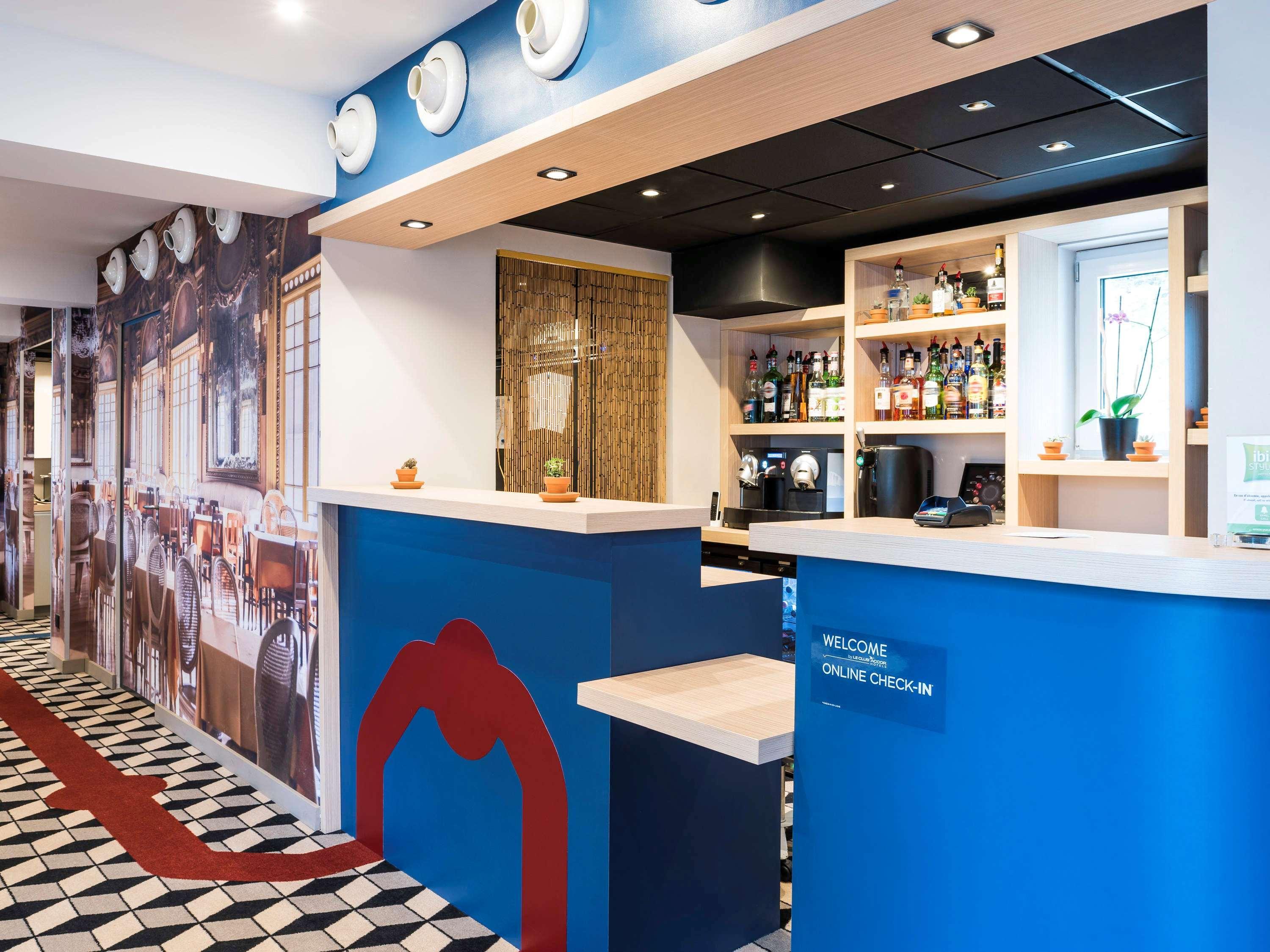 Ibis Styles Clamart Gare Grand Paris Exterior photo